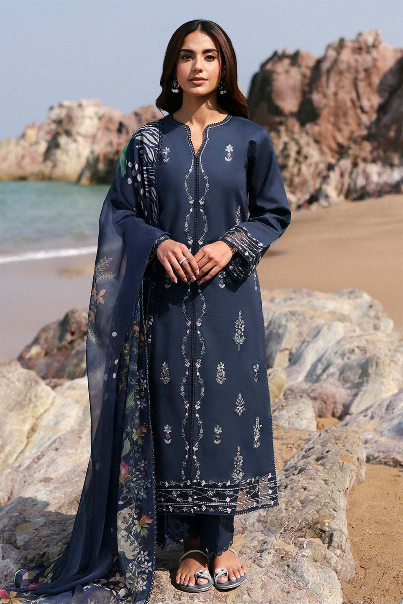 Lamhay by Seran Unstitched Embroidered Lawn 3 Piece Suit SN26ULL D5-Mehrin - Eid Collection