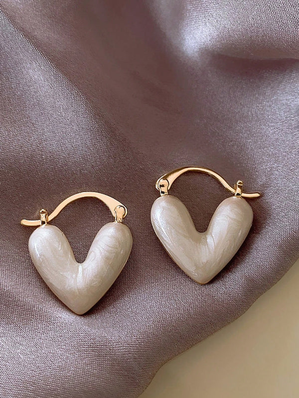 Shein - 1Pair Fashionable Heart Decor Hoop Earrings For Women For Daily Decoration