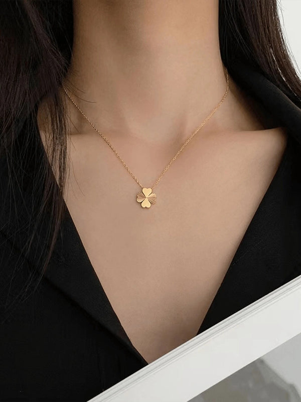 Shein Stainless steel four leaf clover pendant necklace with yellow engraving details one piece