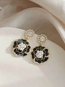 Shein - 1pair Elegant Pearl White Flower Earrings