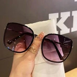 Shein - 2024 New Cat Eye BB Sunglasses, Women's Sunscreen And Anti-UV Large Frame