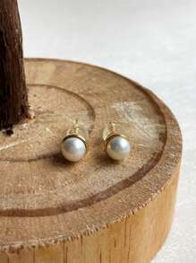 Shein - One Pair 925 Sterling Silver 5-6mm Freshwater Cultured Genuine Pearl Stud Earrings Gold