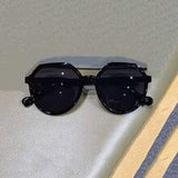 Shein - 1pc Fashionable Trendy Sunglasses Women Vintage Round Frame Black Shades