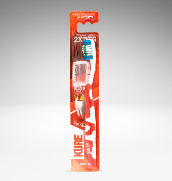 English Cares - KURE Toothbrush 2x Whitening Action-Medium