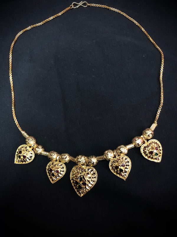 Beri- Hearts Necklace