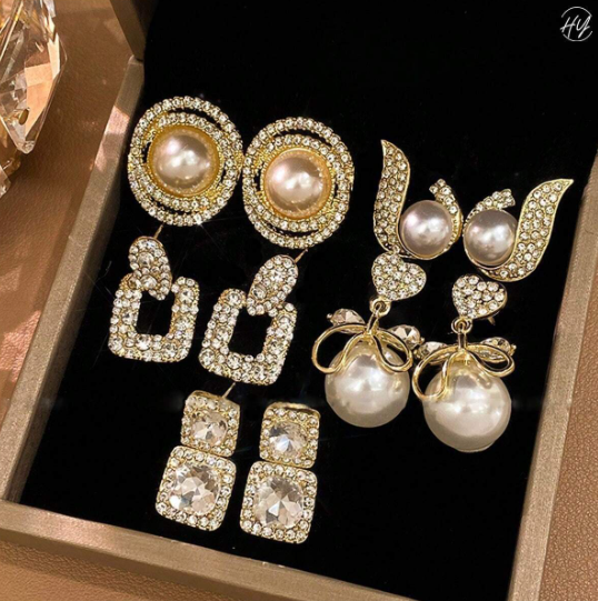 Shein - 5pcs/Set Luxury Pearl & Rhinestone Decor Earrings For Women, Vintage Stud Earrings With Unique Design, Suitable For Daily And Festival Wear