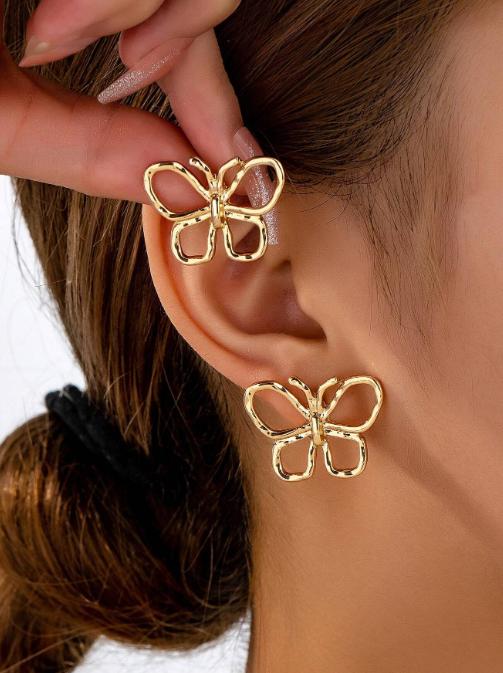 Shein - 1 Pair Of Fashionable, Versatile, Hollow Butterfly Design Women's Earrings