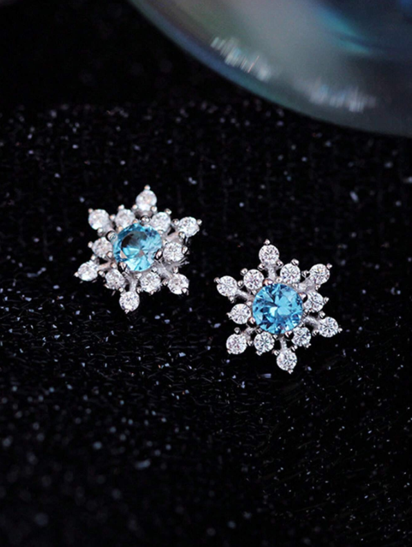 Shein - 1 Pair Fashionable Women's Exquisite Sparkling Blue Zirconia Snowflake Stud Earrings