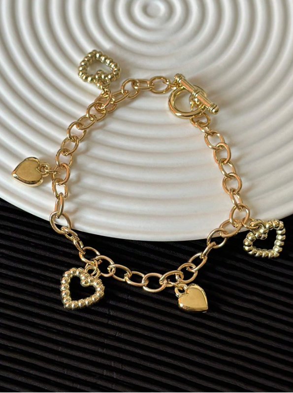 Shein - 1pc Heart Shaped Thick Chain Bracelet