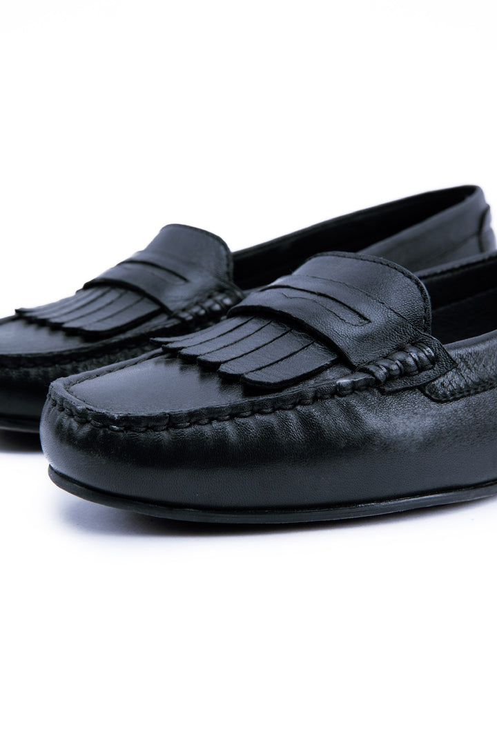 Sapphire Fringe Loafer Black