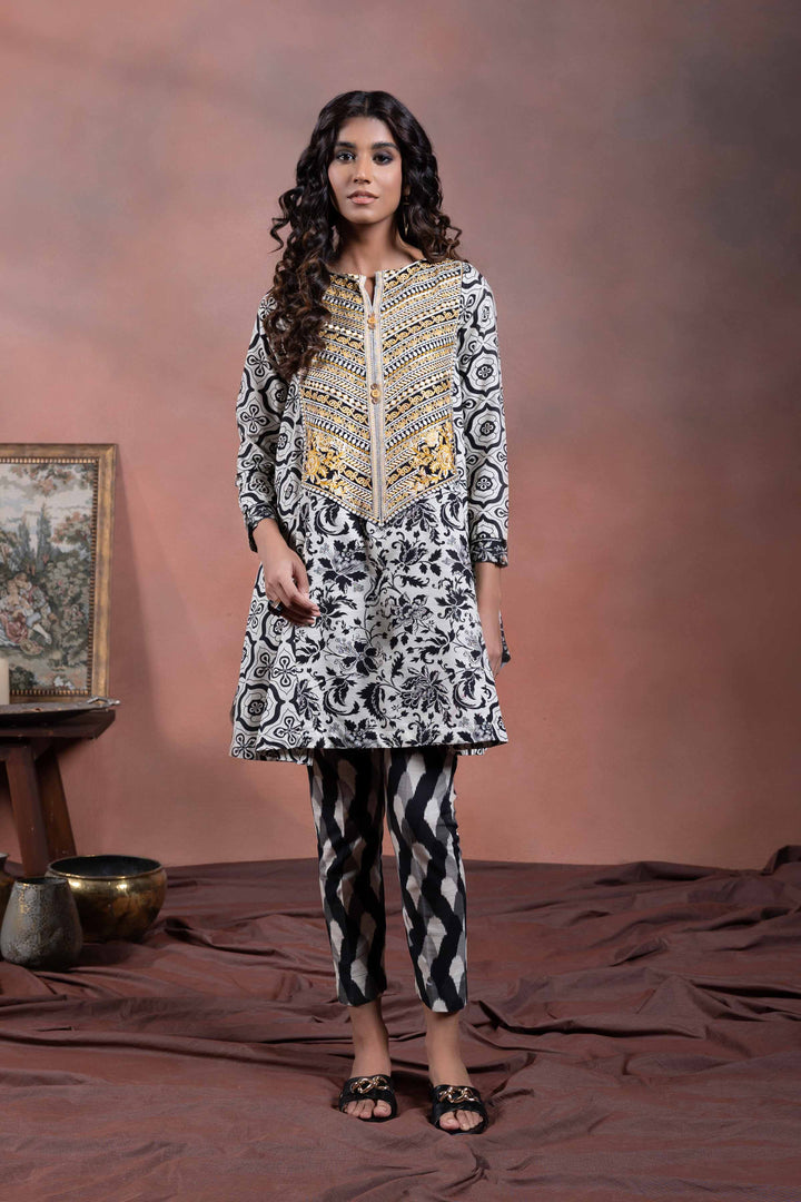 Sapphire- 2 Piece - Embroidered Khaddar Suit