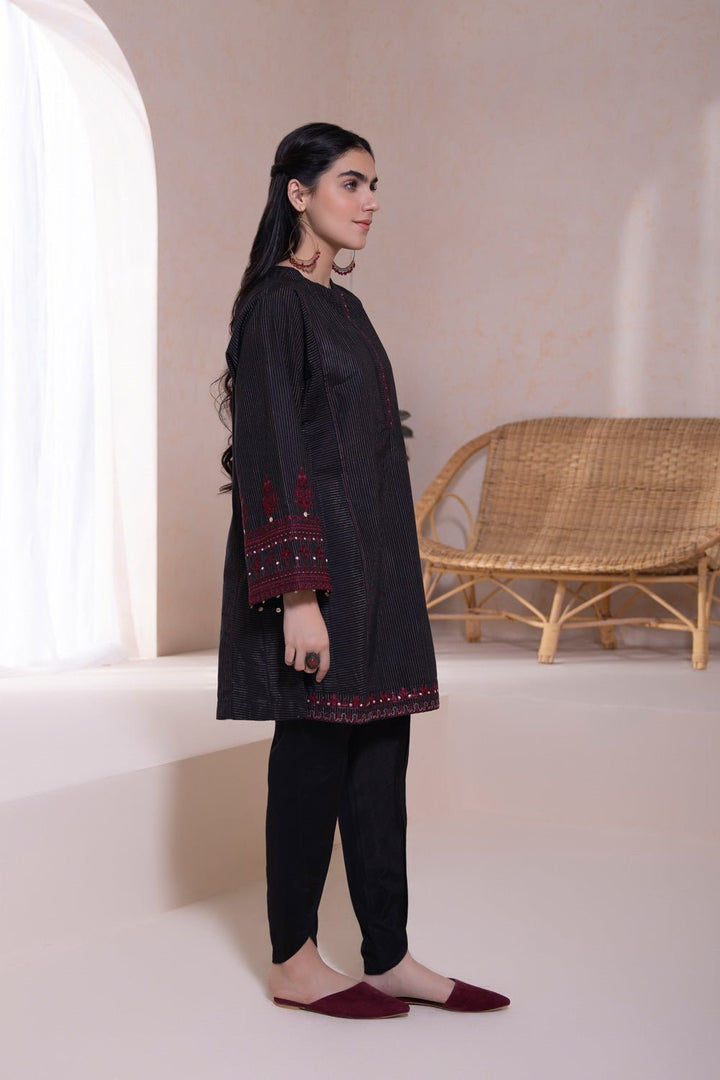 Sapphire- Embroidered Zari Khaddar Shirt