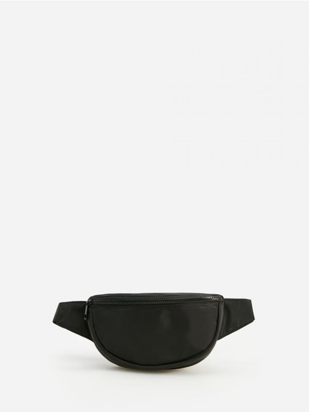Reserved - Smooth belt bag