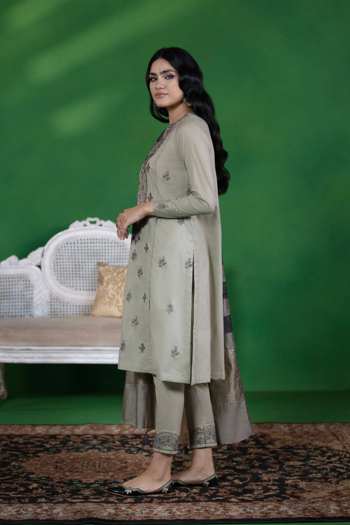 Sapphire- 3 Piece - Embroidered Lawn Suit