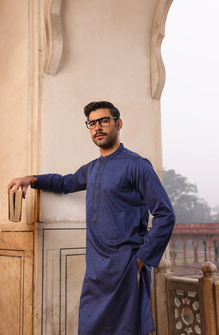 Summer'22 Men Kurta Formal Embroidery Navy Blue