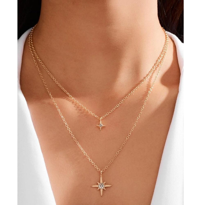 Romwe- Rhinestone Star Pendant Necklace