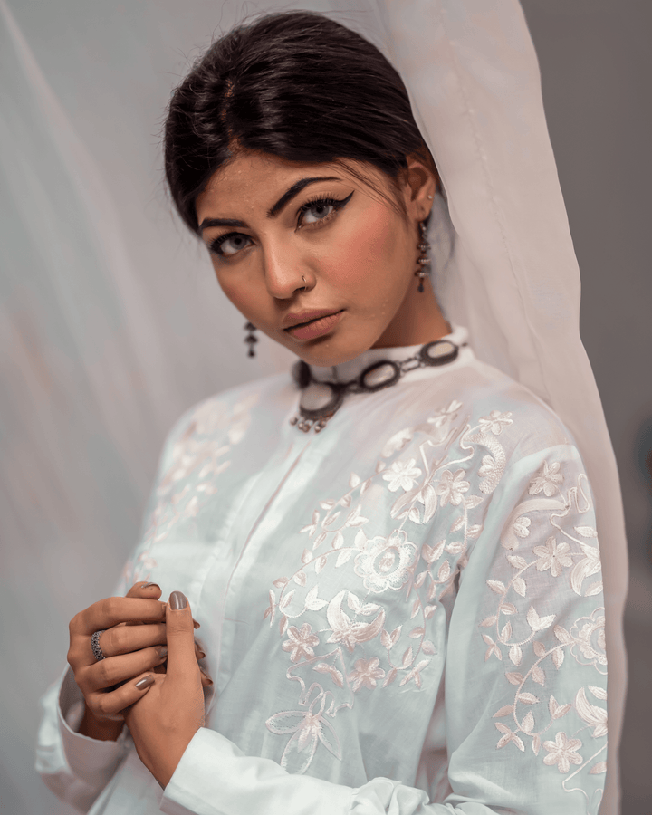 Santoor Raag Bhairvi – White – Three Piece Stitched