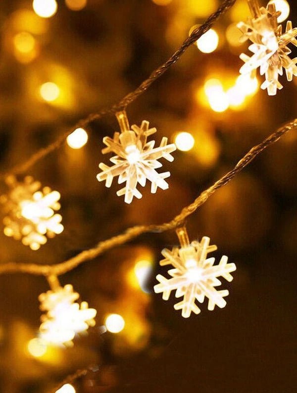 Shein- 10pcs Clear Snowflake Shaped Bulb String Light