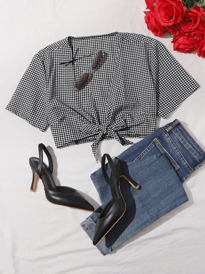 Shein- Gingham Tie Front Crop Top