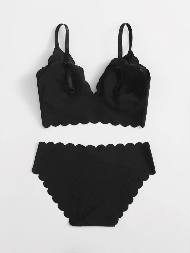 Shein- Scalloped Trim Lingerie Set