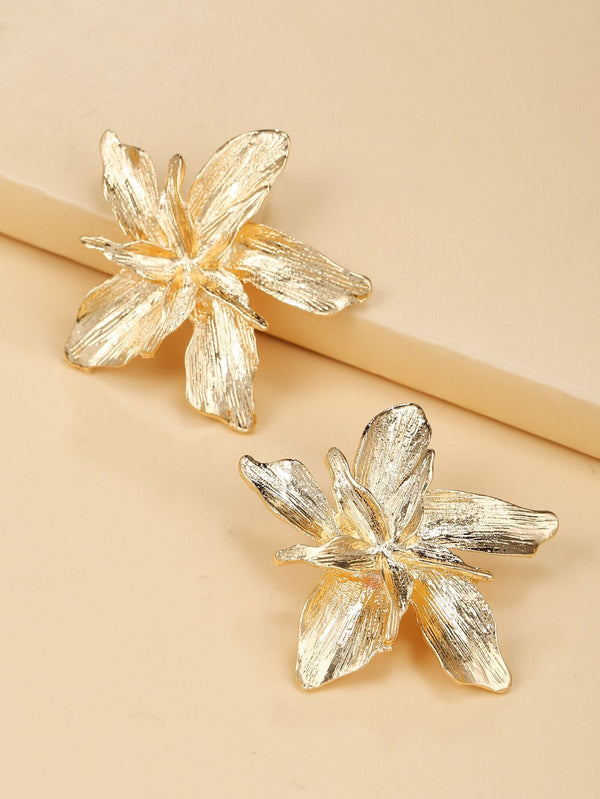 Shein- Flower Design Stud Earrings