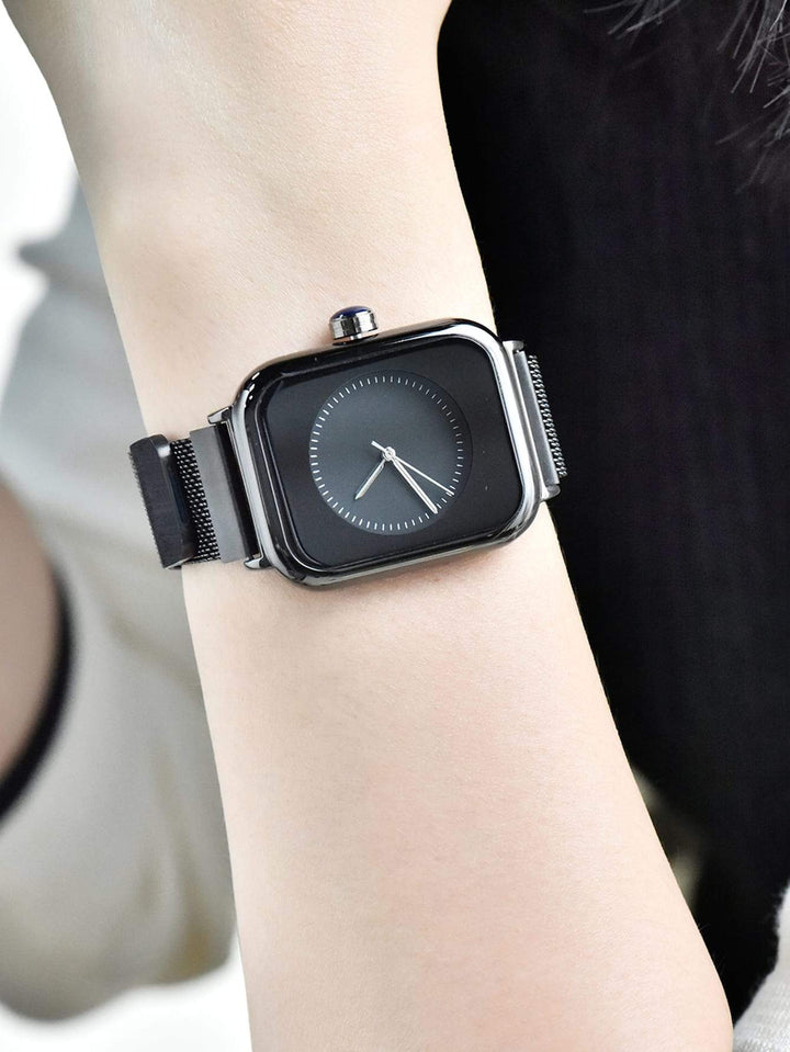 Shein- Square Pointer Mesh Strap Quartz Watch