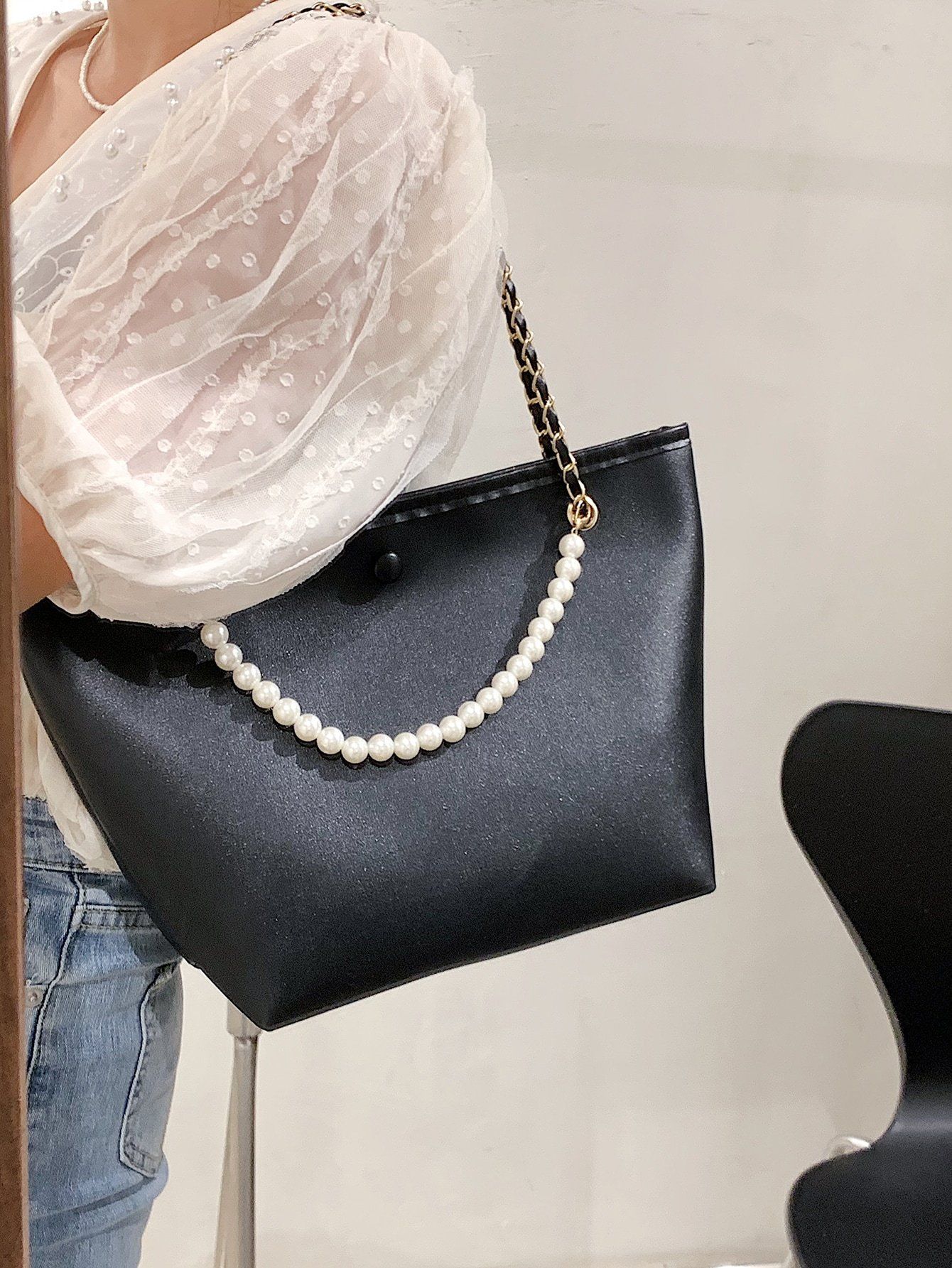 Faux Pearl Decor Shoulder Bag