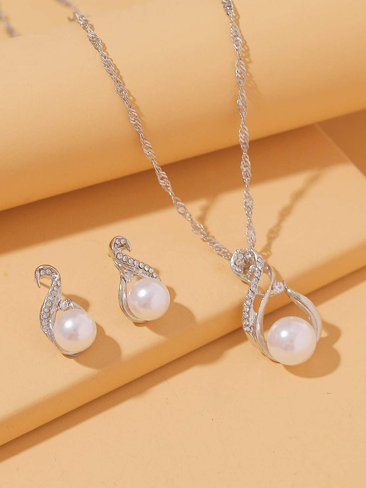 Shein- 3pcs Faux Pearl Decor Jewelry Set