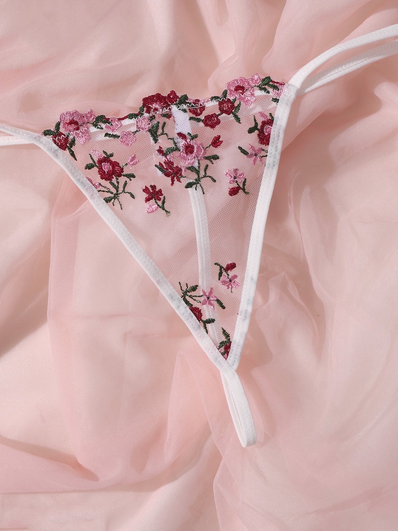SHEIN Floral Embroidery Contrast Binding Lingerie Set