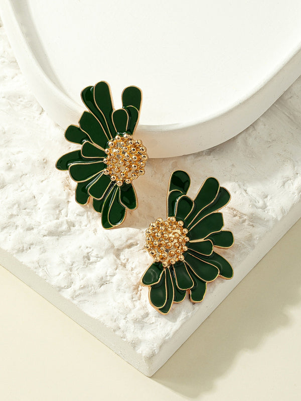 Shein - Flower Design Stud Earrings