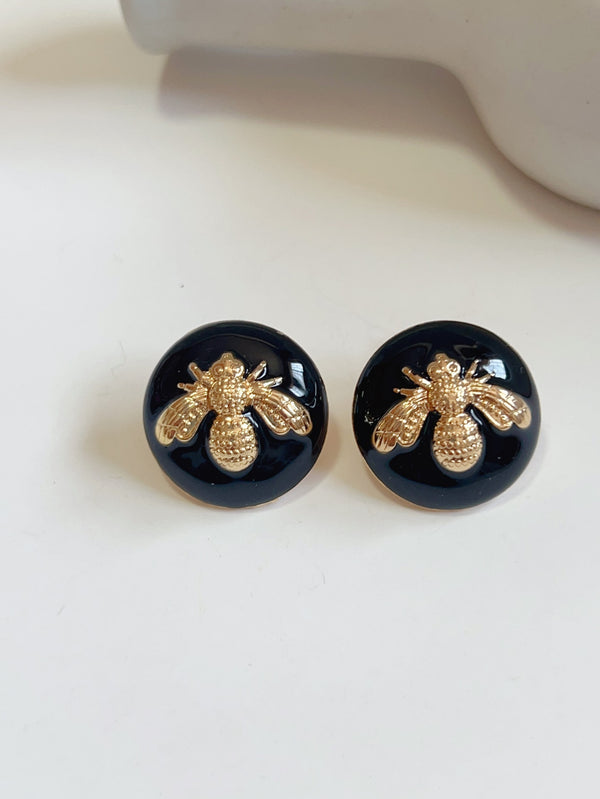 Shein - Bee Decor Round Stud Earrings