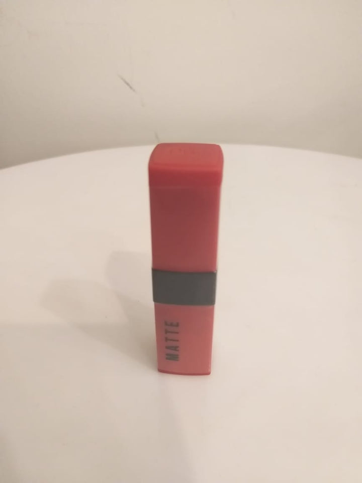 Primark- Matte lipstick, Magneta