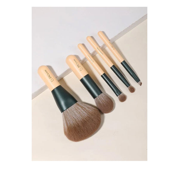 Shein- 5pcs Portable Makeup Brush Set