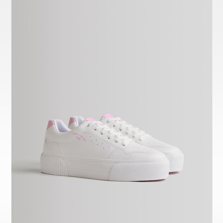 Bershka- Trainers with coloured heel detail