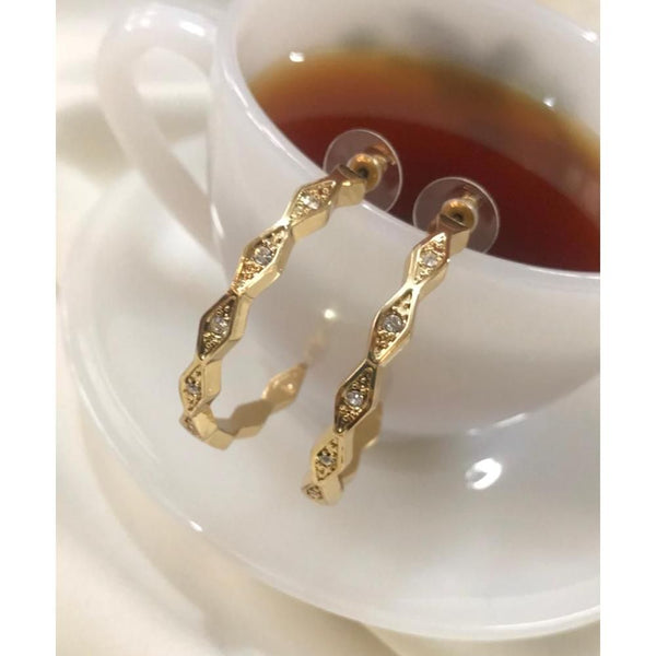 House Of Jewels- Zigzag  Gold  Hoops
