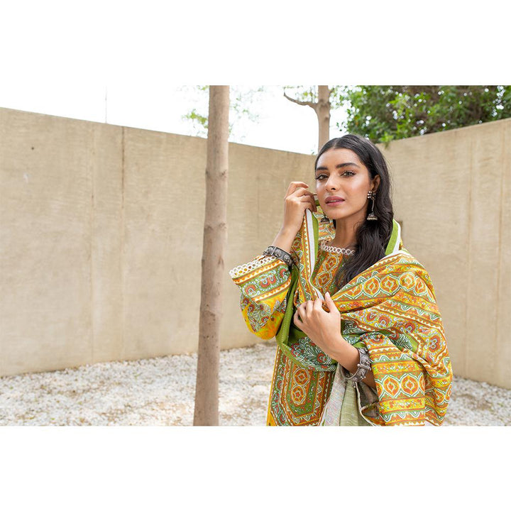 Zellbury- Digital Printed Khaddar Shirt, Khaddar Dupatta & Khaddar Trouser WUW21X30126