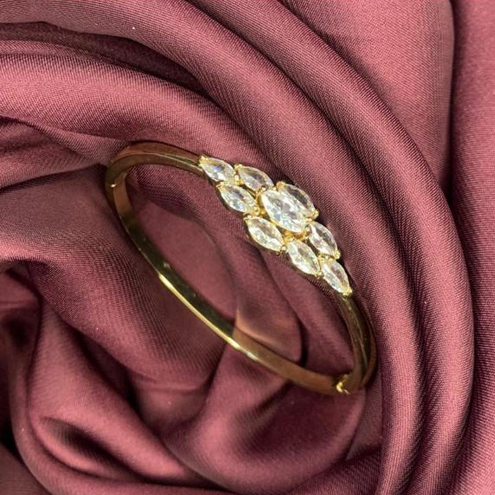 Garnet Lane- Rose Gold Zircon Center Motif Stoned Bangle