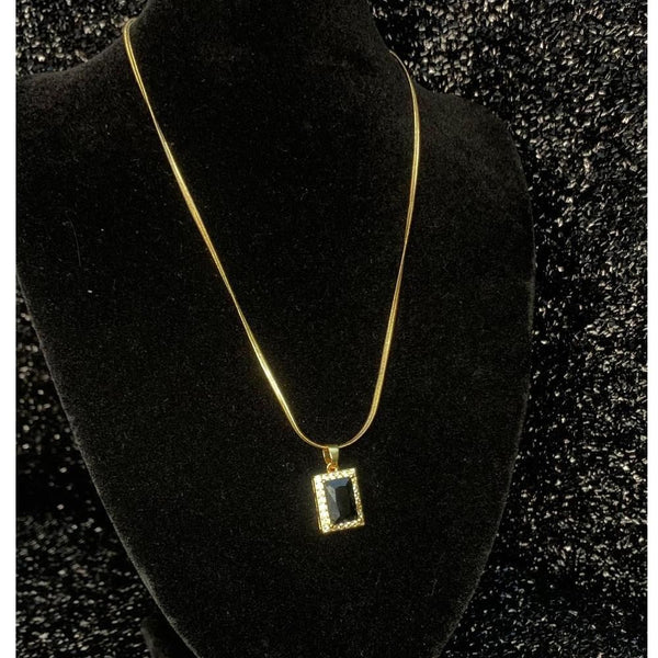 Garnet lane- Zircon Gold Baguette Pendant And Chain- Black