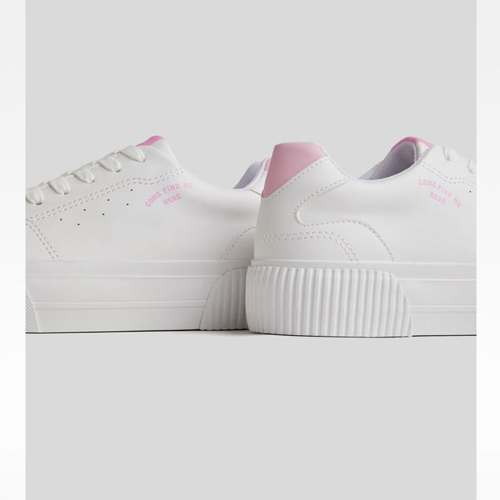 Bershka- Trainers with coloured heel detail