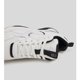 Bershka- Contrast trainers with silver details