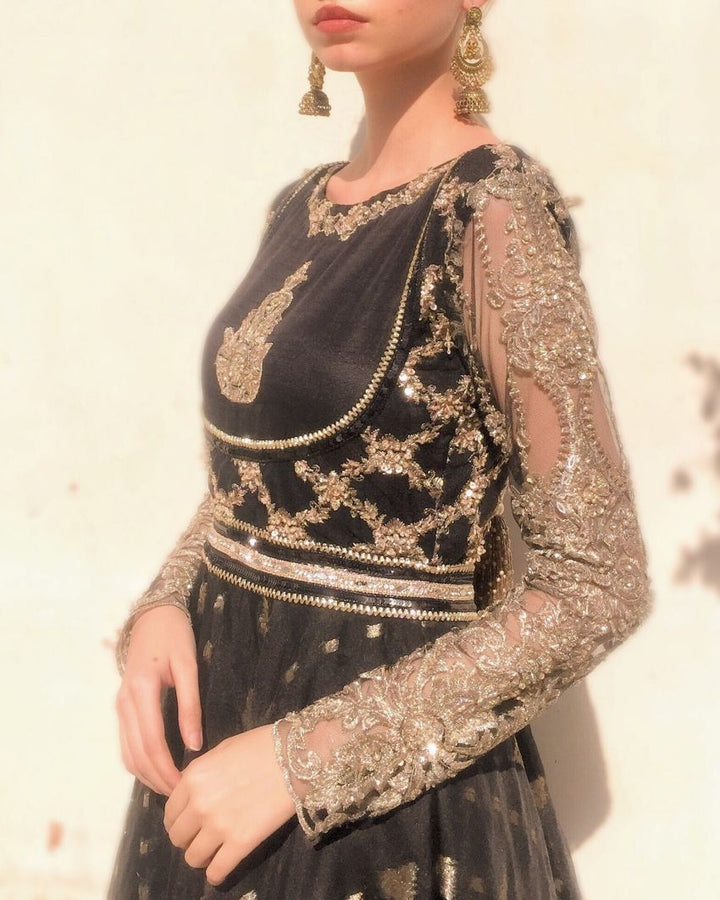 Sara Nisar- Sitara