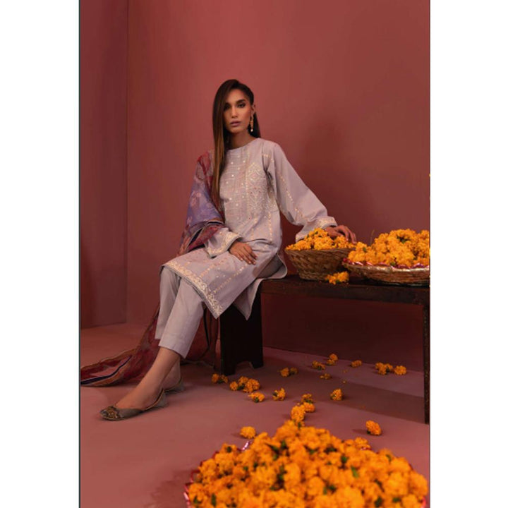 Zellbury- Embroidered Se lf Jacquard Shirt, Tissue Silk Oupatta & Cambric Trouser, ZWULCE322010