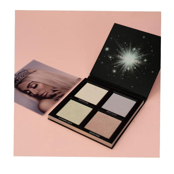 Huda Beauty- 3D Highlighter Palette, Winter