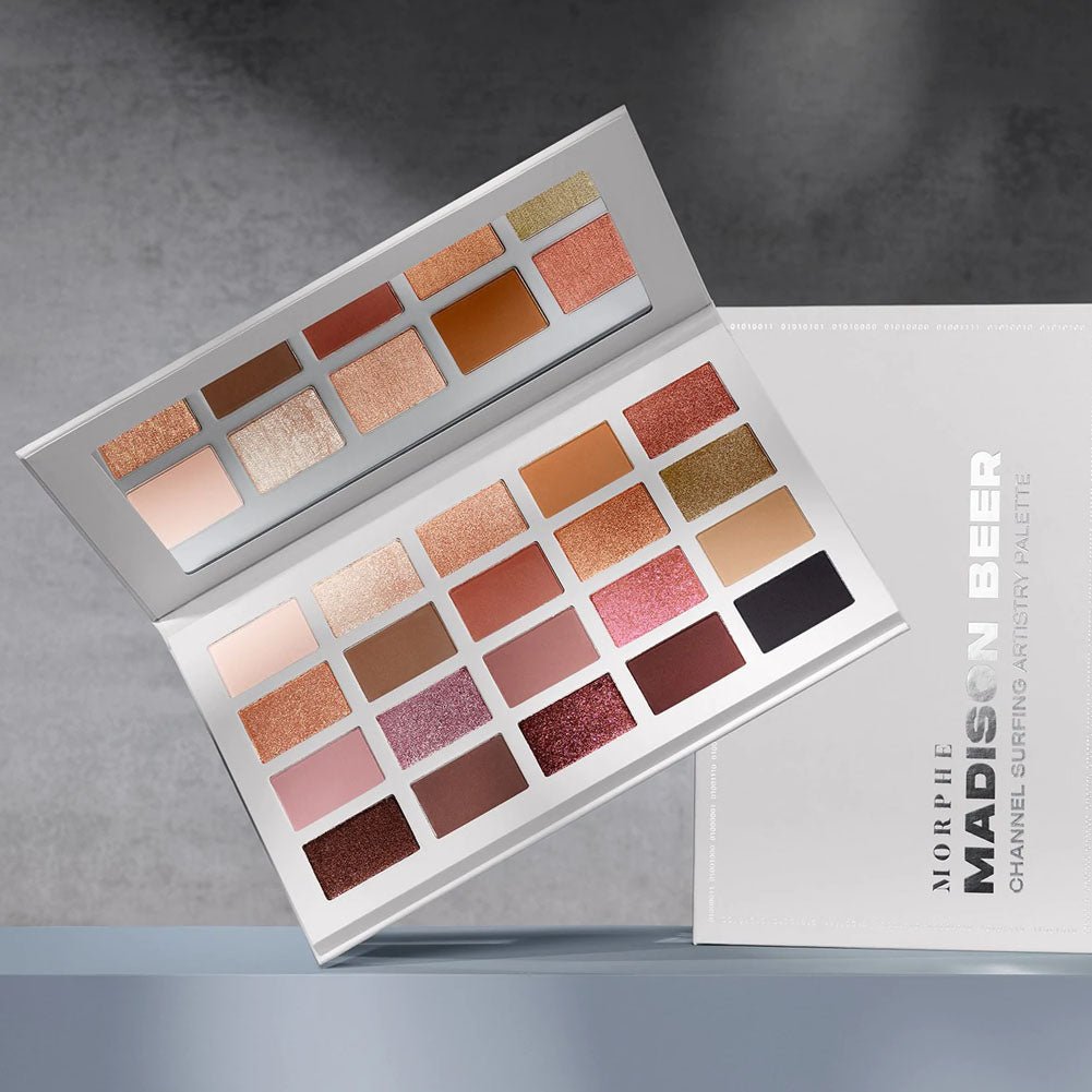 Morphe- Madison Beer Channel Surfing Artistry Palette