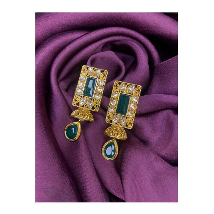 Garnet Lane- GOLD KHUNDAN TRADITIONAL EARRINGS