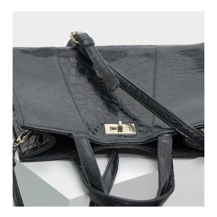 Vybe- Black Metal Lock Bag