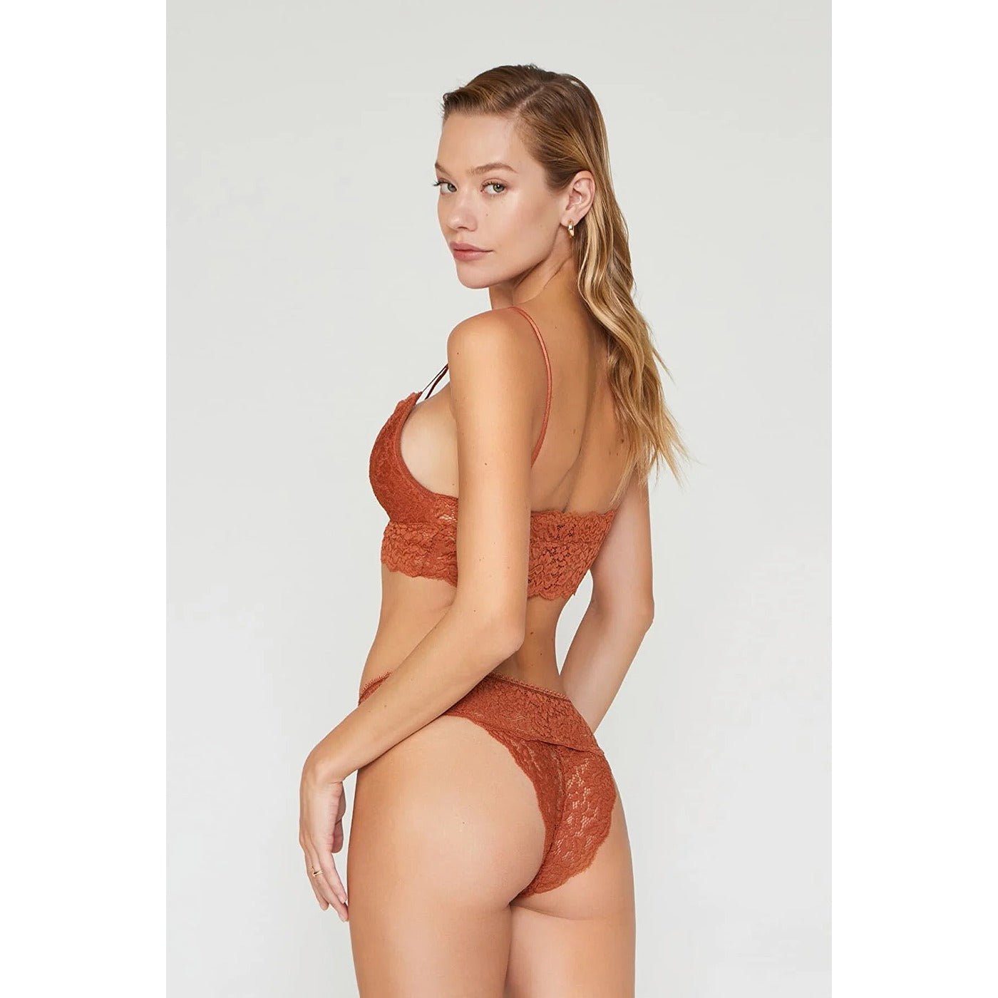 Montivo Rust Lace Lingerie Set