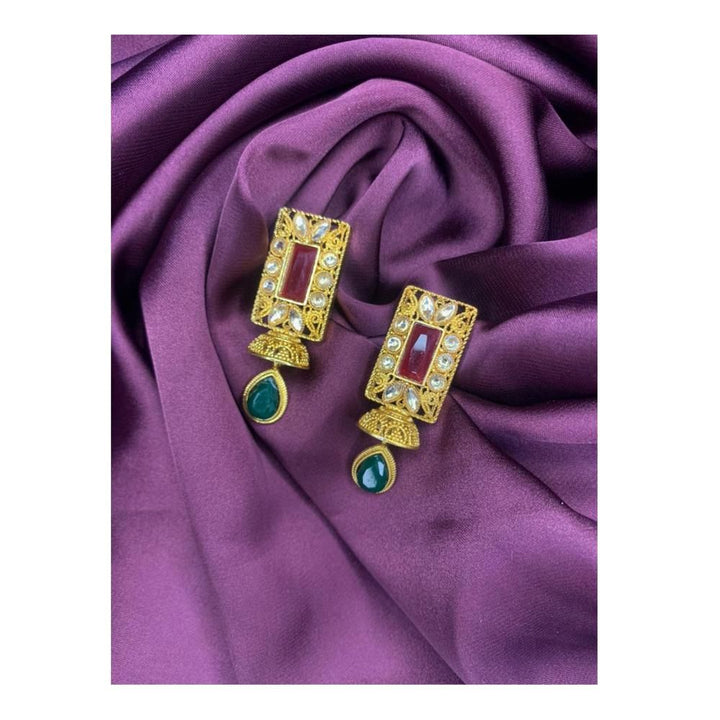 Garnet Lane- KHUNDAN TRADITIONAL EARRINGS