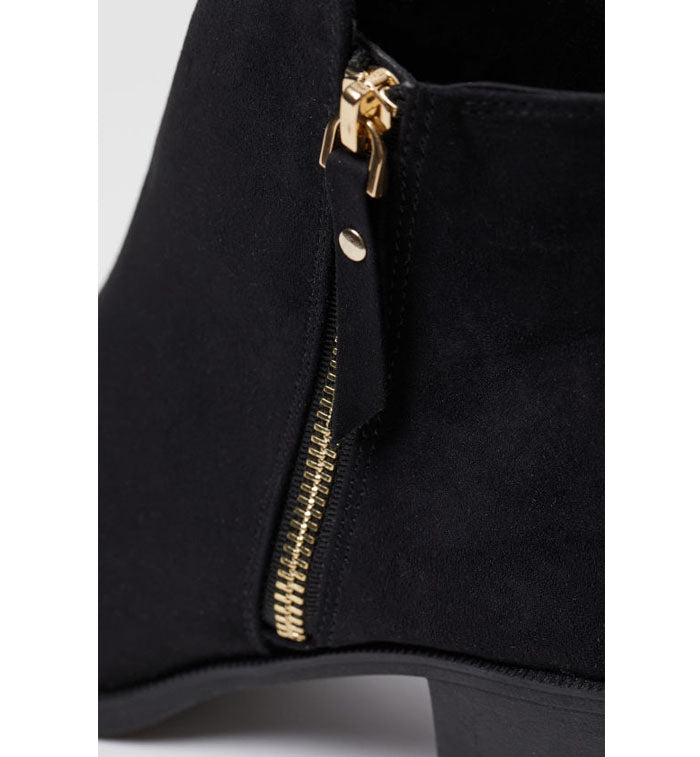 H&M- Black Ankle Boots