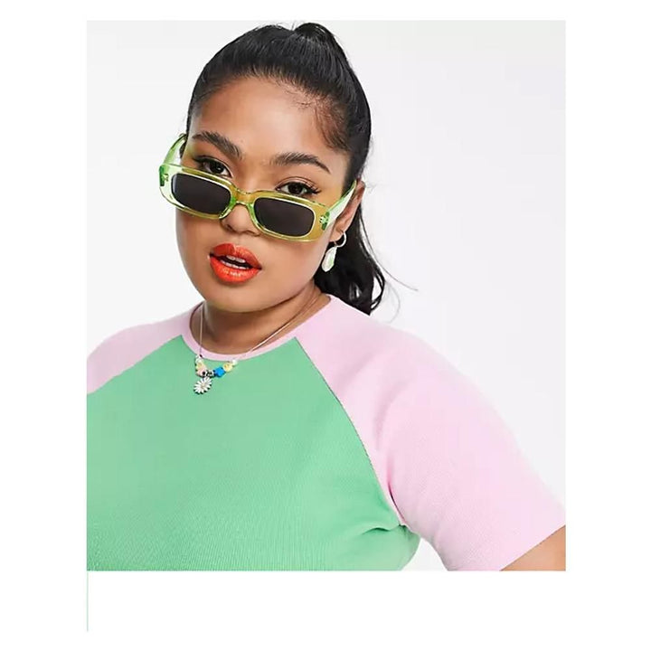 Asos- Collusion Plus Raglan Rib Shrunken Short Sleeve T-Shirt In Pink & Green